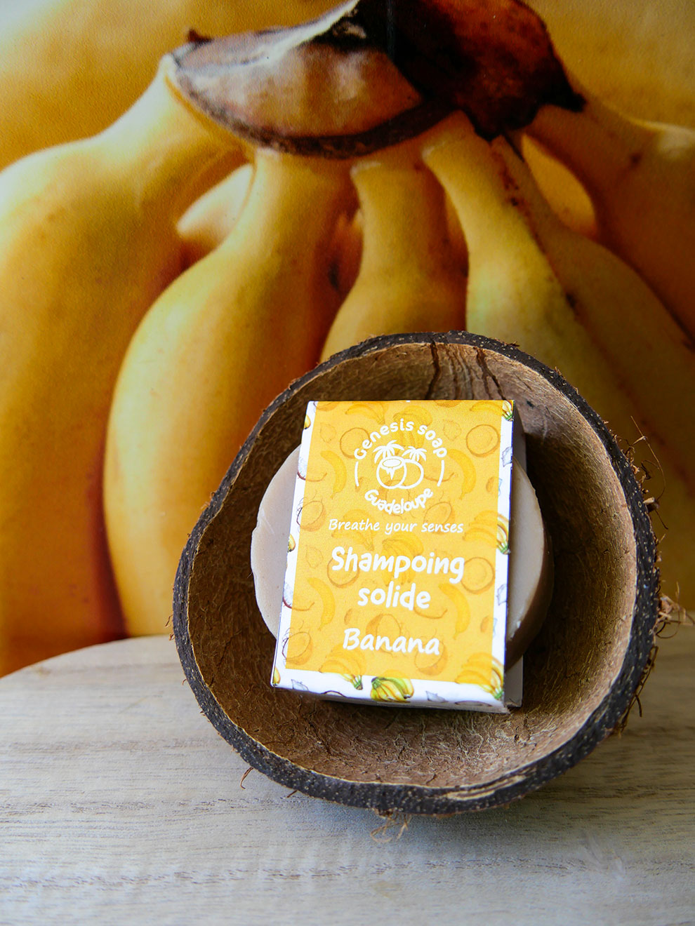 Shampoing Solide à la Banane et au lait de Coco – Le soin gourmand pour cheveux secs et abîmés